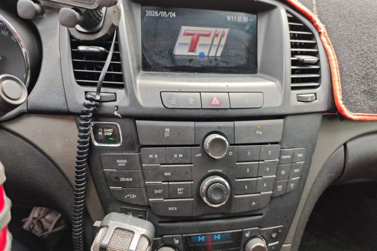 Used Buick Regal 2012 GS 2.0T Super Sport Edition Audio And AC Panel