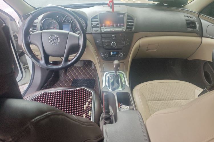 Used Buick Regal 2012 2.0L Comfort Edition Center Console
