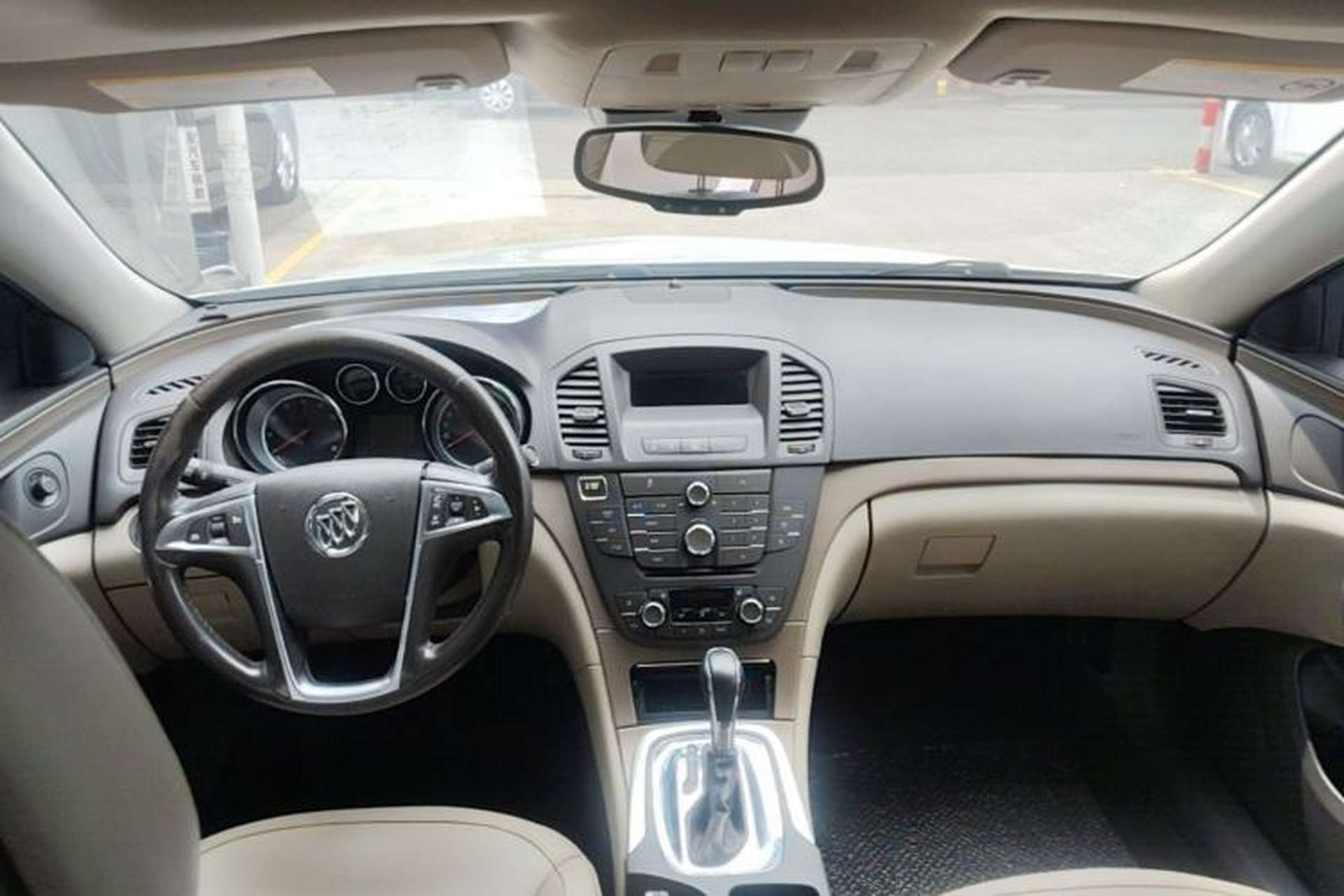 Used Buick Regal 2012 2.0L Luxury Edition Center Console