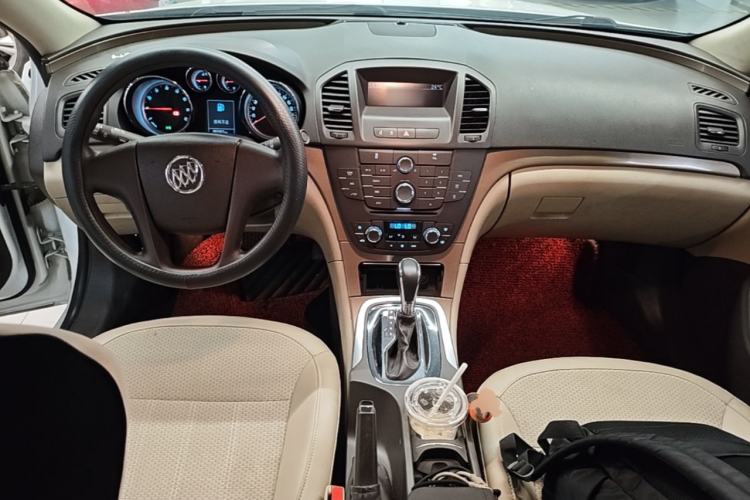 Used Buick Regal 2012 2.0L Comfort Edition Center Console