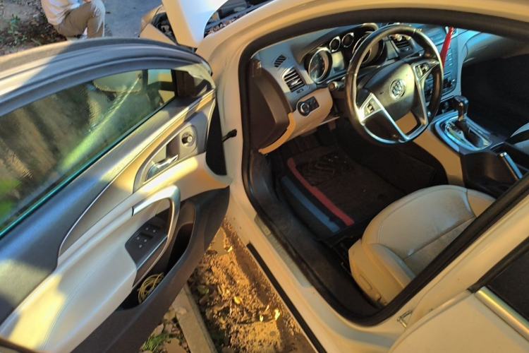 Used Buick Regal 2012 2.0L Luxury Edition Driver Seat