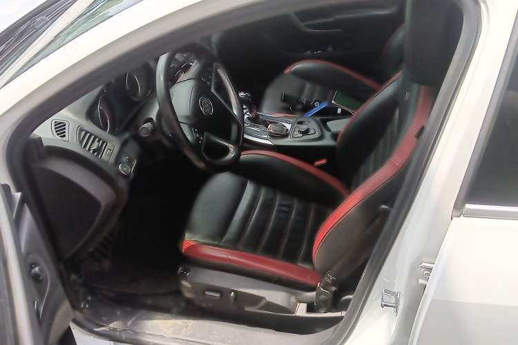Used Buick Regal 2012 GS 2.0T Super Sport Edition Driver Seat