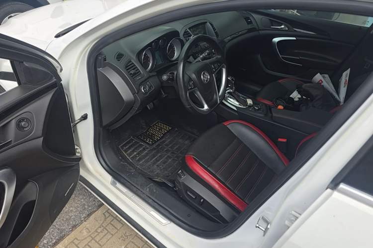 Used Buick Regal 2012 GS 2.0T Super Sport Edition Driver Seat