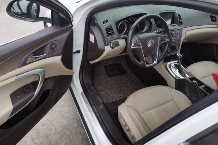 Used Buick Regal 2012 2.0L Luxury Edition Driver Seat