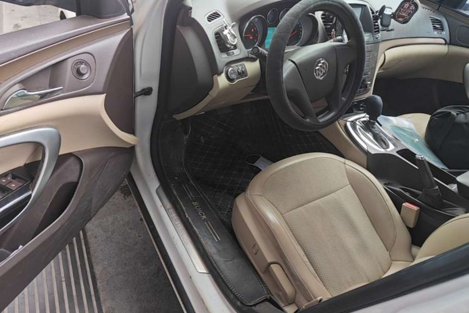 Used Buick Regal 2012 2.0L Comfort Edition Driver Seat