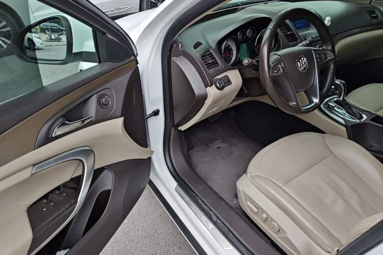 Used Buick Regal 2012 2.0L Luxury Edition Driver Seat