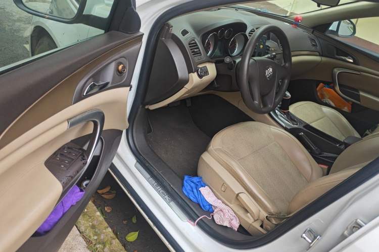 Used Buick Regal 2012 2.0L Comfort Edition Driver Seat