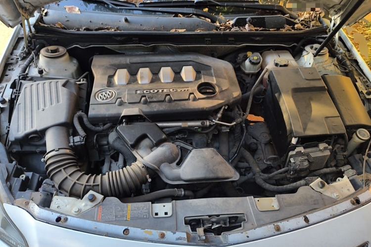 Used Buick Regal 2012 2.0L Luxury Edition Engine Bay