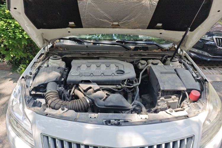 Used Buick Regal 2012 2.0L Luxury Edition Engine Bay