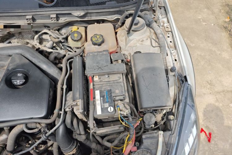 Used Buick Regal 2012 GS 2.0T Super Sport Edition Engine Bay Left