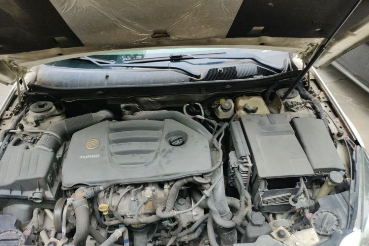 Used Buick Regal 2012 GS 2.0T Super Sport Edition Engine Bay