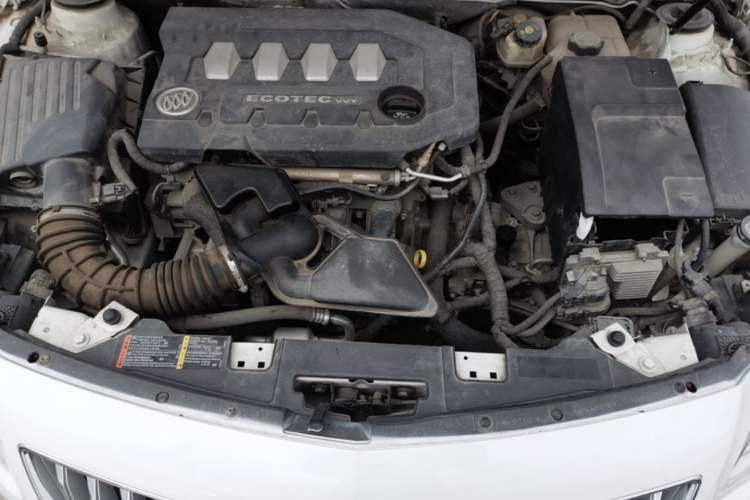 Used Buick Regal 2012 2.0L Luxury Edition Engine Bay