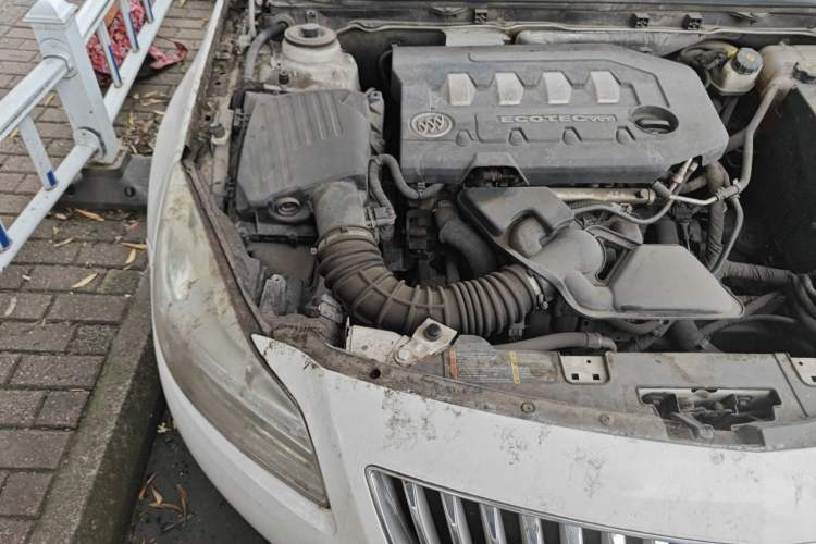 Used Buick Regal 2012 2.0L Luxury Edition Engine Bay Right