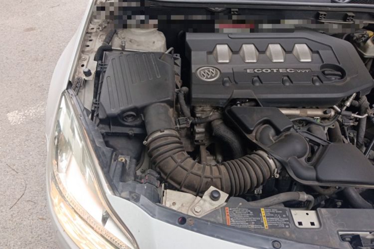 Used Buick Regal 2012 2.0L Luxury Edition Engine Bay Right