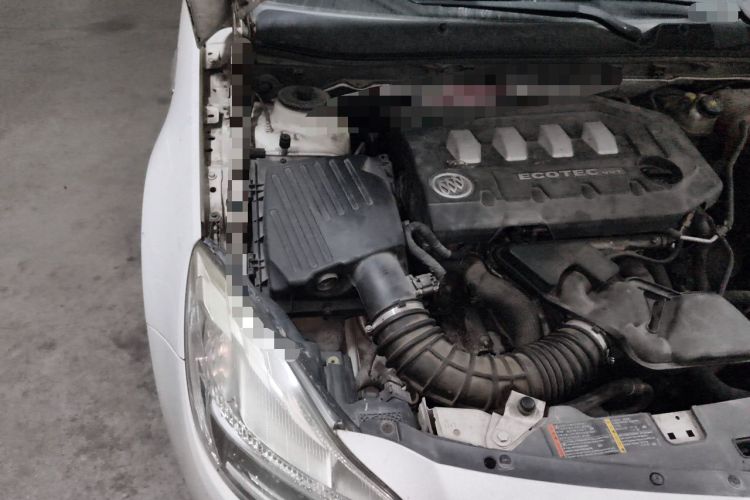 Used Buick Regal 2012 2.0L Luxury Edition Engine Bay Right