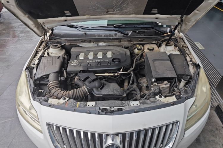 Used Buick Regal 2012 2.0L Comfort Edition Engine Bay