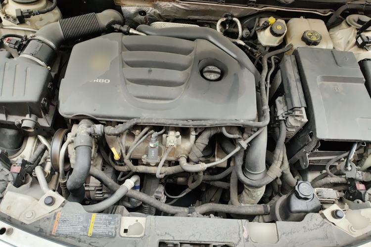 Used Buick Regal 2012 GS 2.0T Super Sport Edition Engine Bay