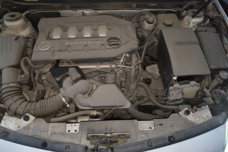 Used Buick Regal 2012 2.0L Comfort Edition Engine Bay