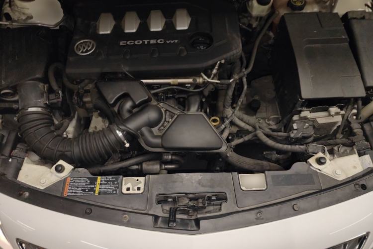 Used Buick Regal 2012 2.0L Luxury Edition Engine Bay