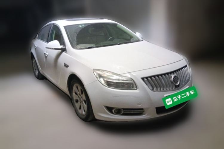 Used Buick Regal 2012 2.0L Luxury Edition Front Right 45 Deg