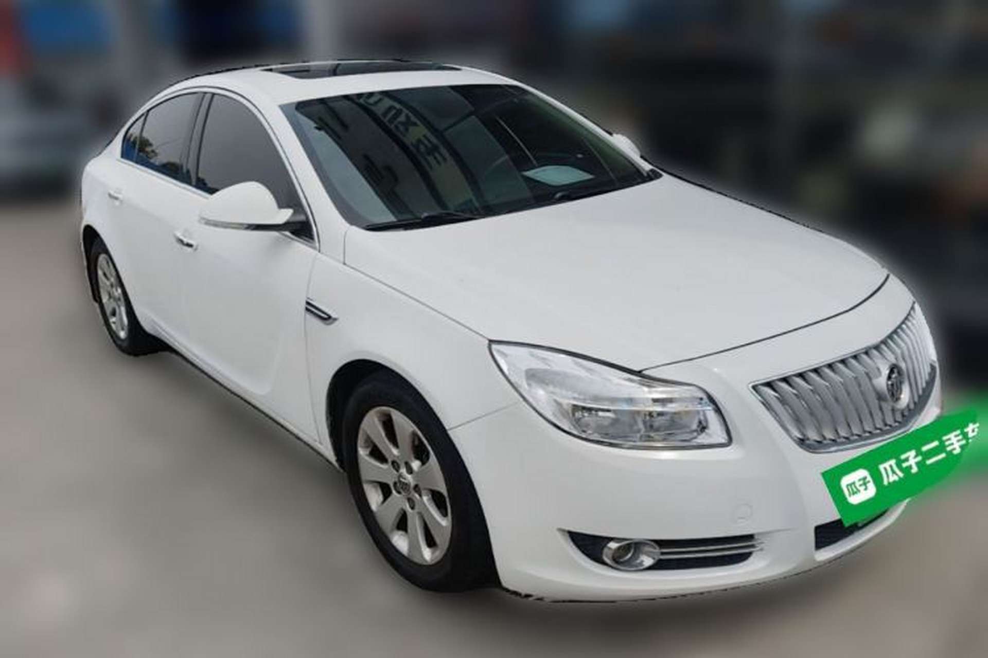 Used Buick Regal 2012 2.0L Luxury Edition Front Right 45 Deg