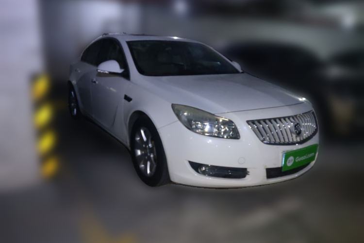 Used Buick Regal 2012 2.0L Luxury Edition Front Right 45 Deg