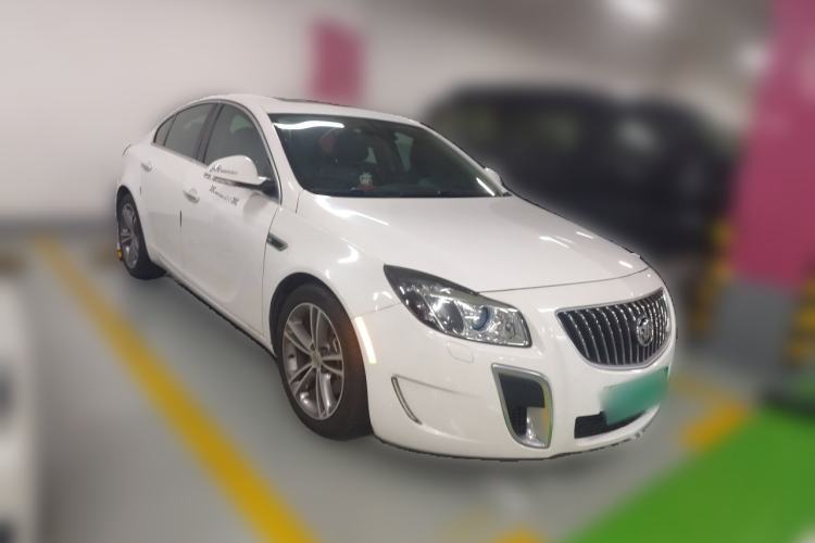 Used Buick Regal 2012 GS 2.0T Super Sport Edition Front Right 45 Deg