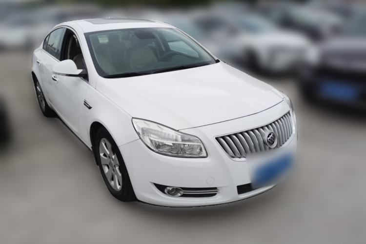 Used Buick Regal 2012 2.0L Luxury Edition Front Right 45 Deg