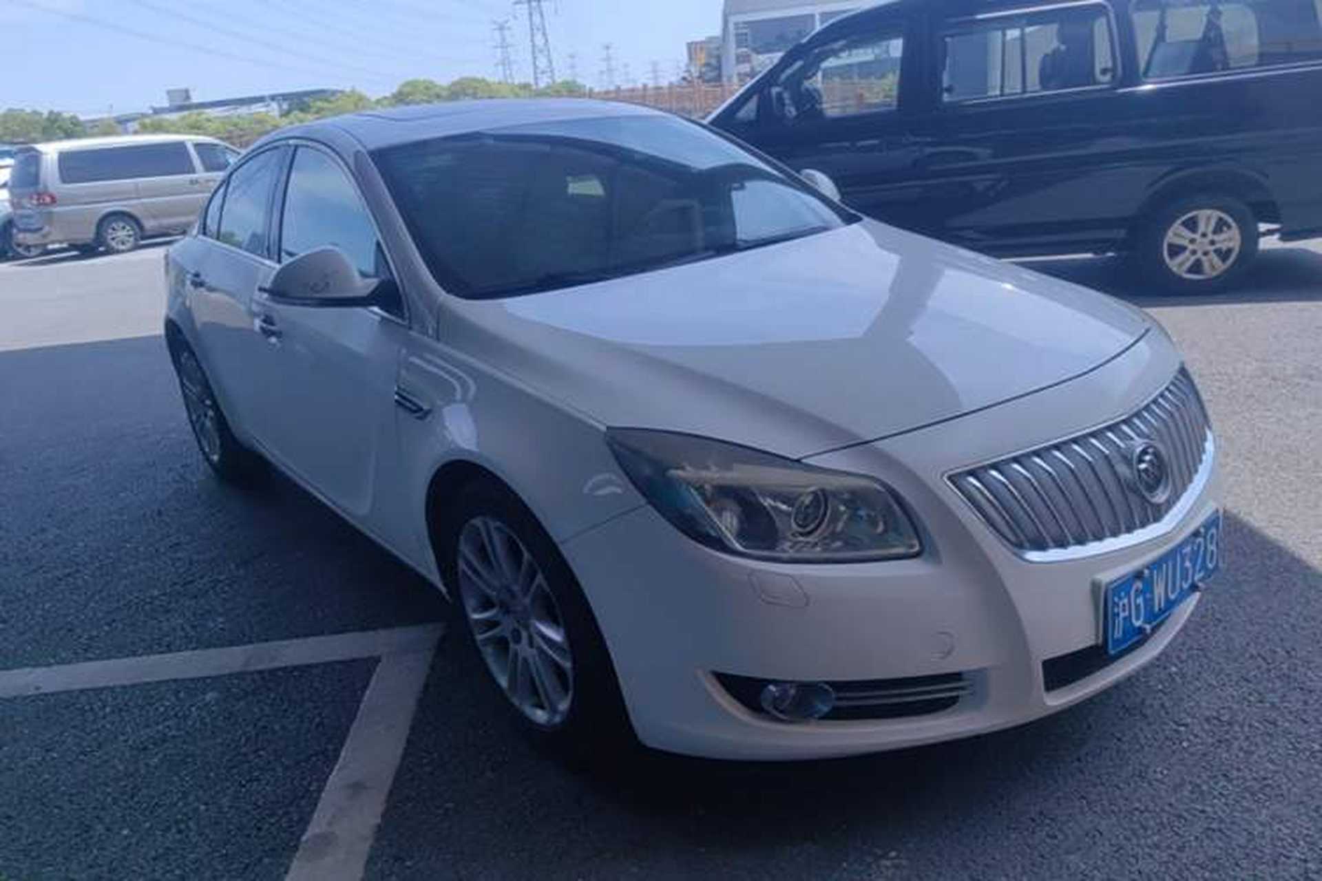 Used Buick Regal 2012 2.4L SIDI Flagship Edition Front Right 45 Deg