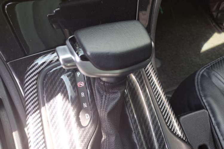 Used Buick Regal 2012 GS 2.0T Super Sport Edition Gear Lever