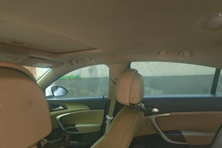 Used Buick Regal 2012 2.0L Luxury Edition Headliner