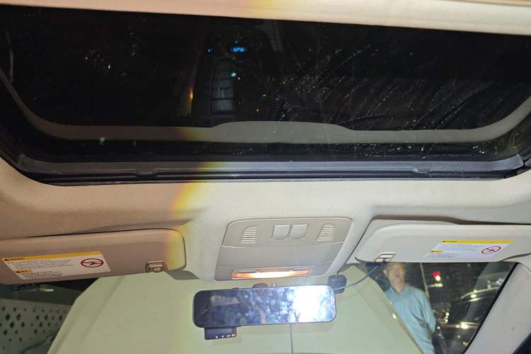 Used Buick Regal 2012 2.0L Comfort Edition Headliner