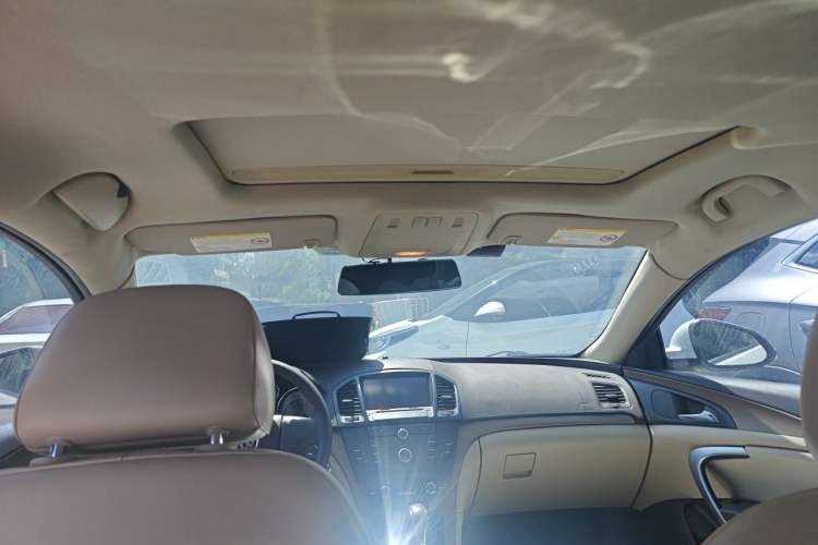 Used Buick Regal 2012 2.0L Comfort Edition Headliner