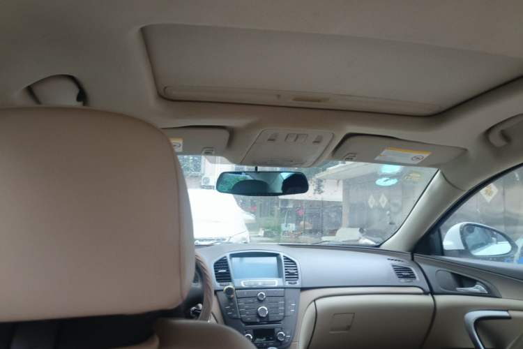 Used Buick Regal 2012 2.0L Comfort Edition Headliner
