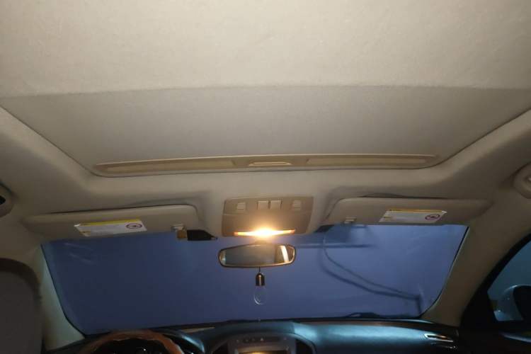 Used Buick Regal 2012 2.0L Comfort Edition Headliner