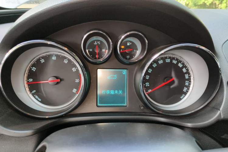 Used Buick Regal 2012 GS 2.0T Super Sport Edition Instrument Cluster