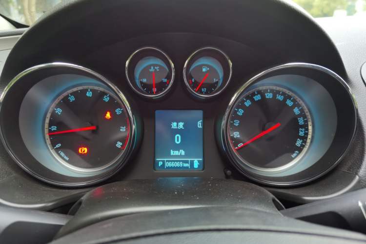 Used Buick Regal 2012 2.4L SIDI Flagship Edition Instrument Cluster