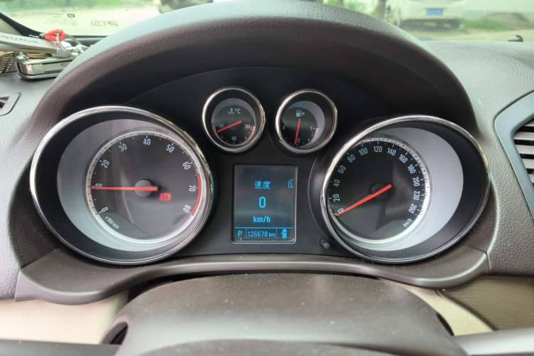 Used Buick Regal 2012 2.0L Luxury Edition Instrument Cluster