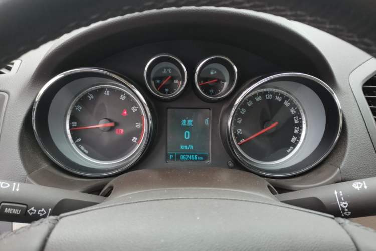 Used Buick Regal 2012 2.0L Luxury Edition Instrument Cluster