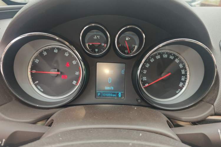 Used Buick Regal 2012 2.0L Comfort Edition Instrument Cluster