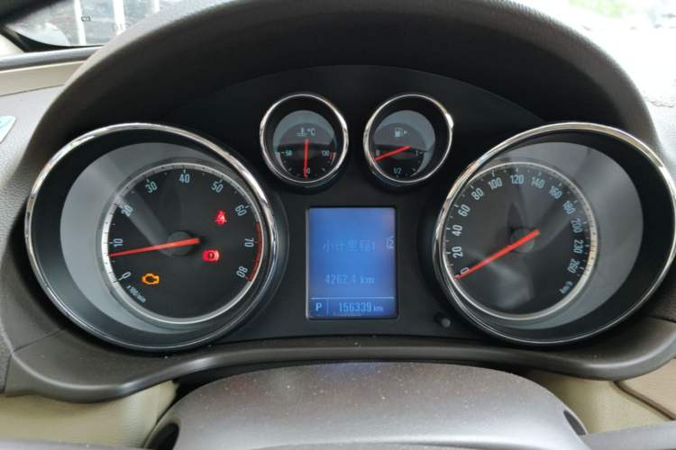 Used Buick Regal 2012 2.0L Luxury Edition Instrument Cluster