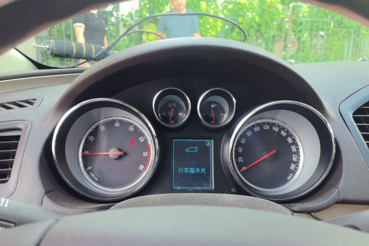 Used Buick Regal 2012 2.0L Comfort Edition Instrument Cluster