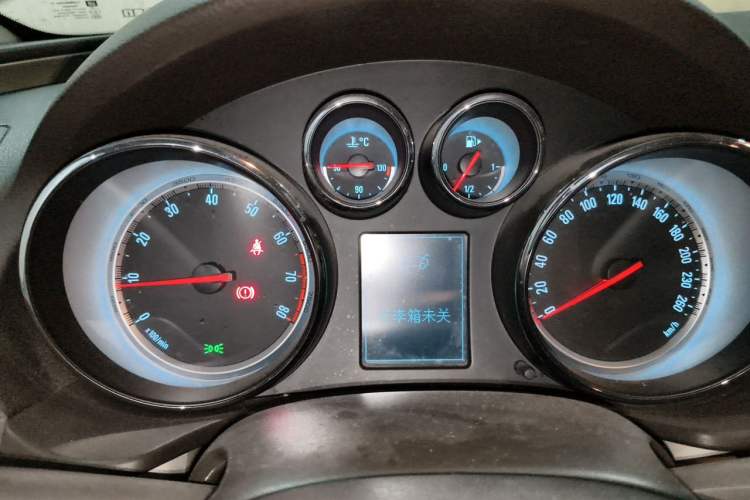 Used Buick Regal 2012 2.0L Luxury Edition Instrument Cluster