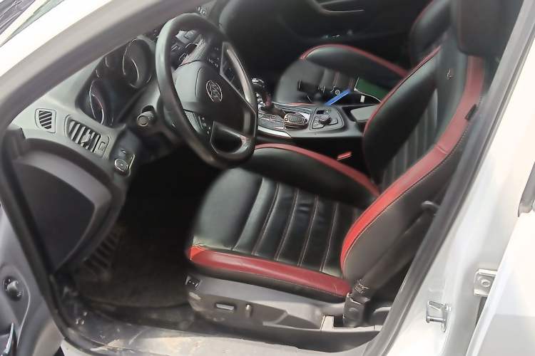 Used Buick Regal 2012 GS 2.0T Super Sport Edition Left Front Seat