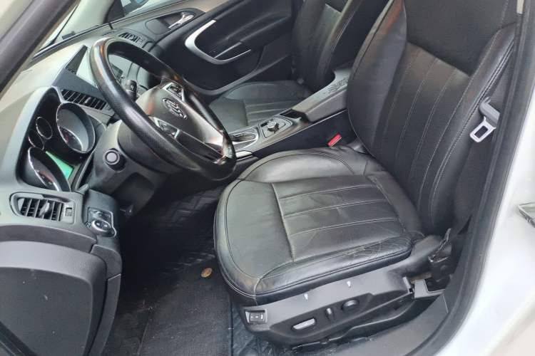 Used Buick Regal 2012 2.4L SIDI Flagship Edition Left Front Seat