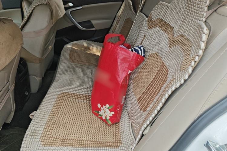 Used Buick Regal 2012 2.0L Luxury Edition Left Rear Seat