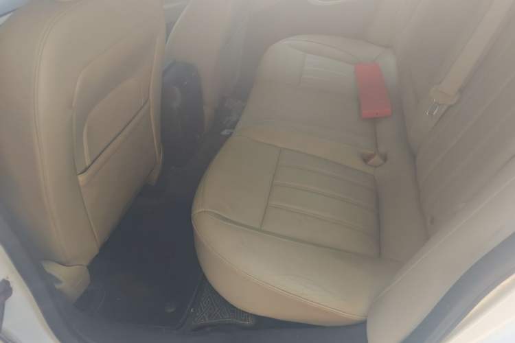 Used Buick Regal 2012 2.0L Luxury Edition Left Rear Seat