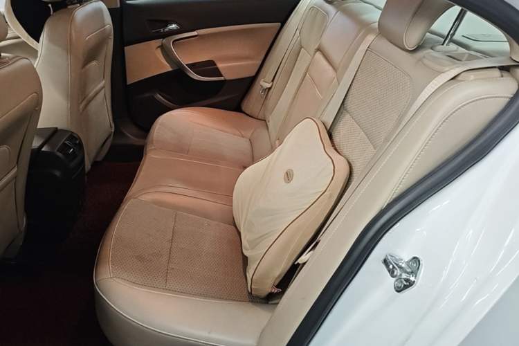 Used Buick Regal 2012 2.0L Comfort Edition Left Rear Seat