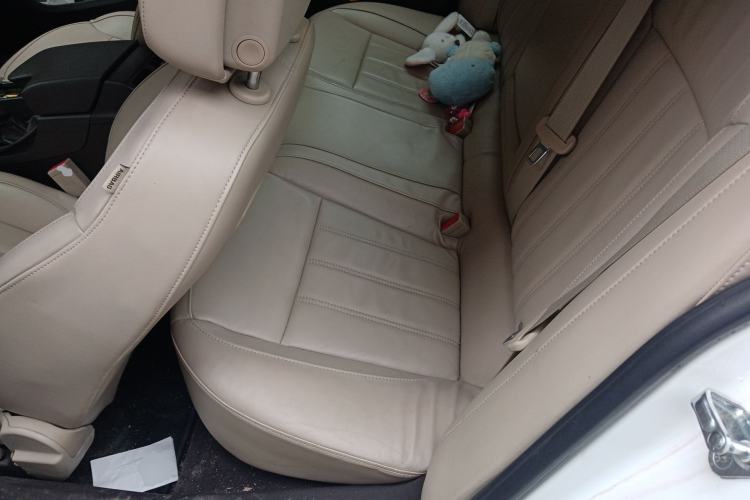 Used Buick Regal 2012 2.0L Luxury Edition Left Rear Seat