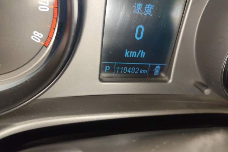 Used Buick Regal 2012 GS 2.0T Super Sport Edition Odometer Close Up